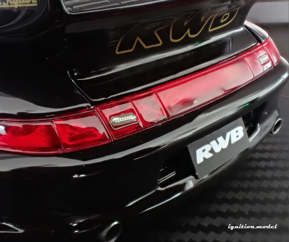 PORSCHE 993 RWB 1:18 - BLACK METALLIC - Product view 4